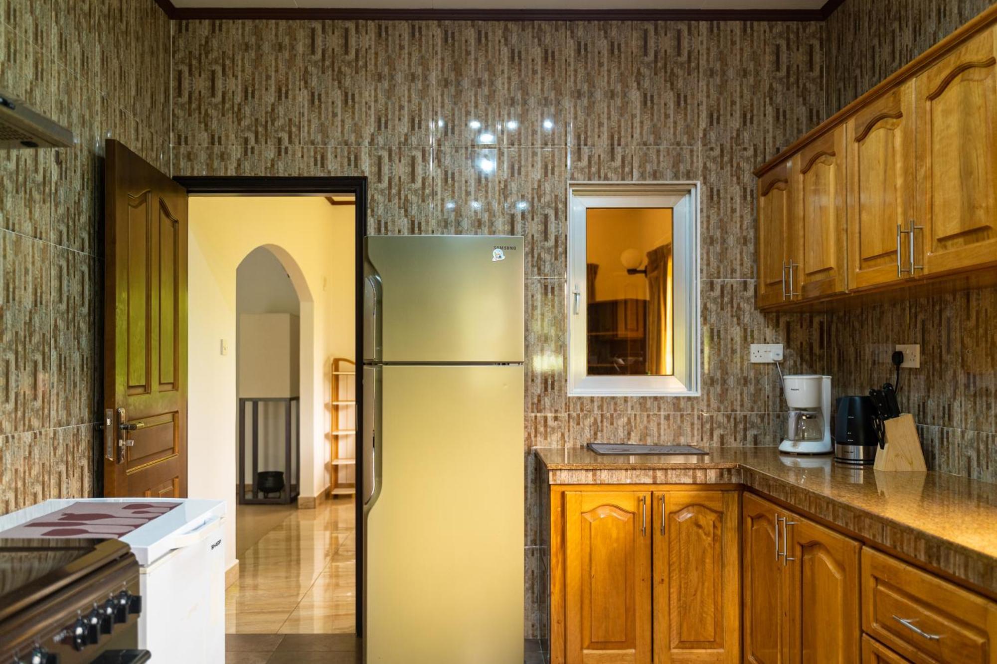 Апартаменти Zeph Self Catering Baie Lazare  Екстер'єр фото